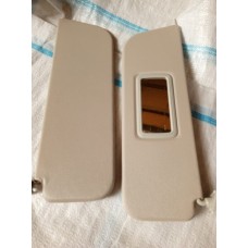 Козырьки солнцезащитные 21061-8204010/11 (с зеркалом)